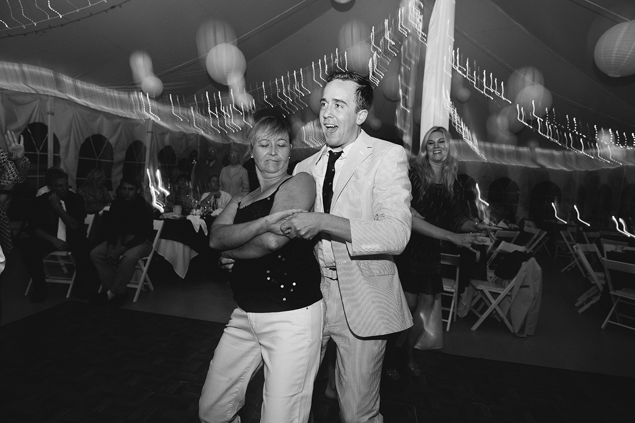 Full_Moon_Resort_NY_Wedding_R2_BW__187