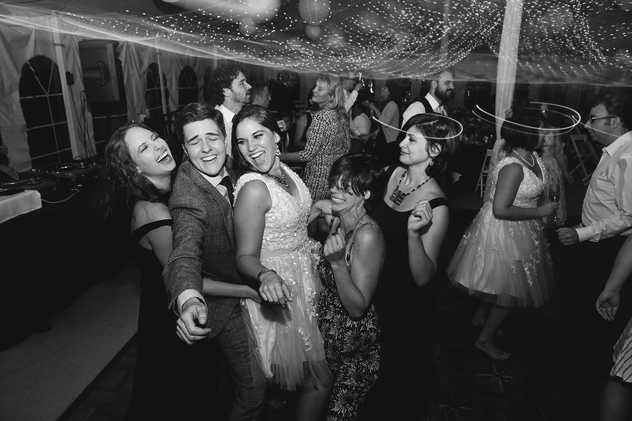Full_Moon_Resort_NY_Wedding_R2_BW__8