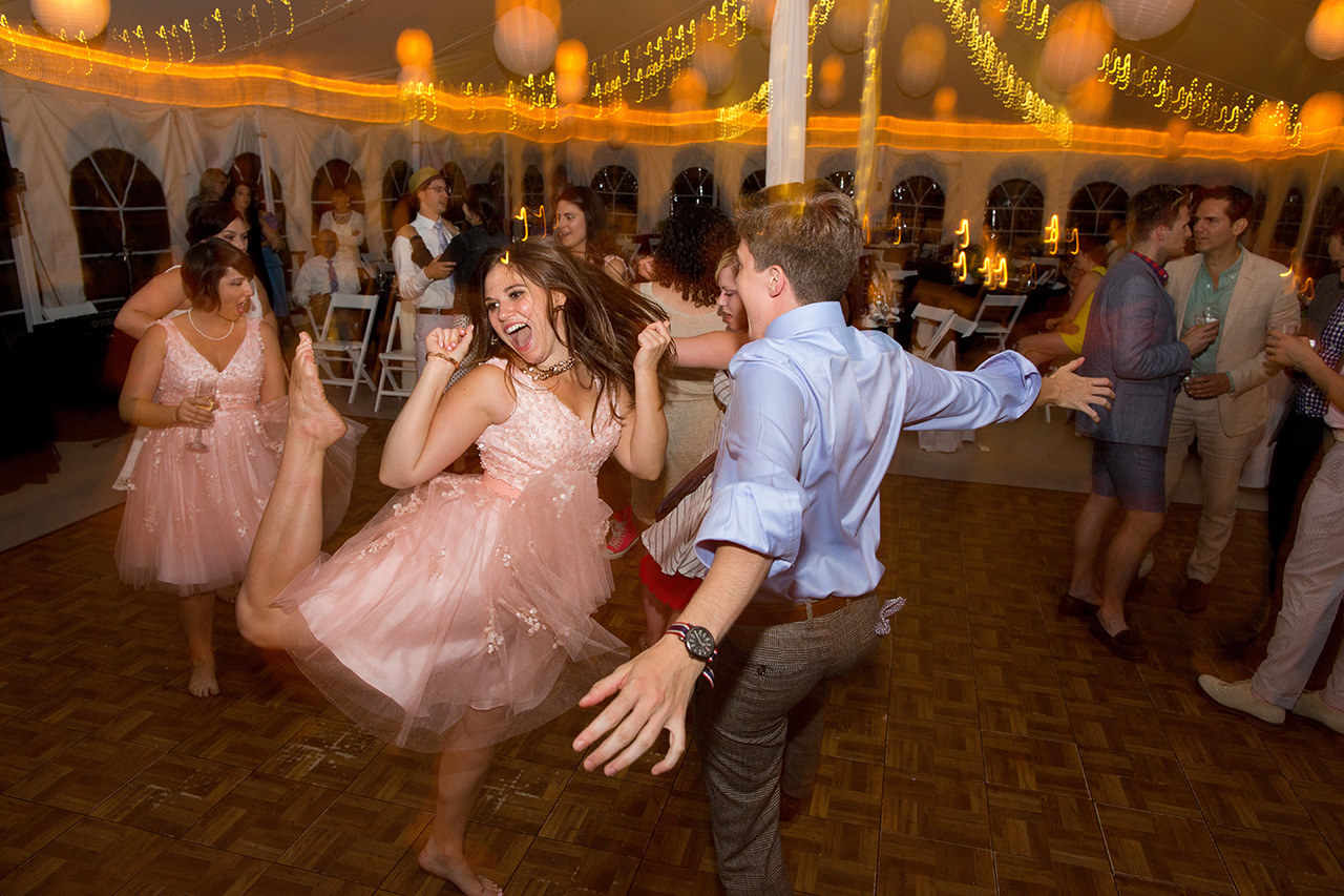 full moon resort wedding