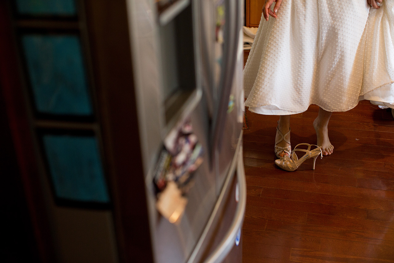 brooklyn bride getting ready