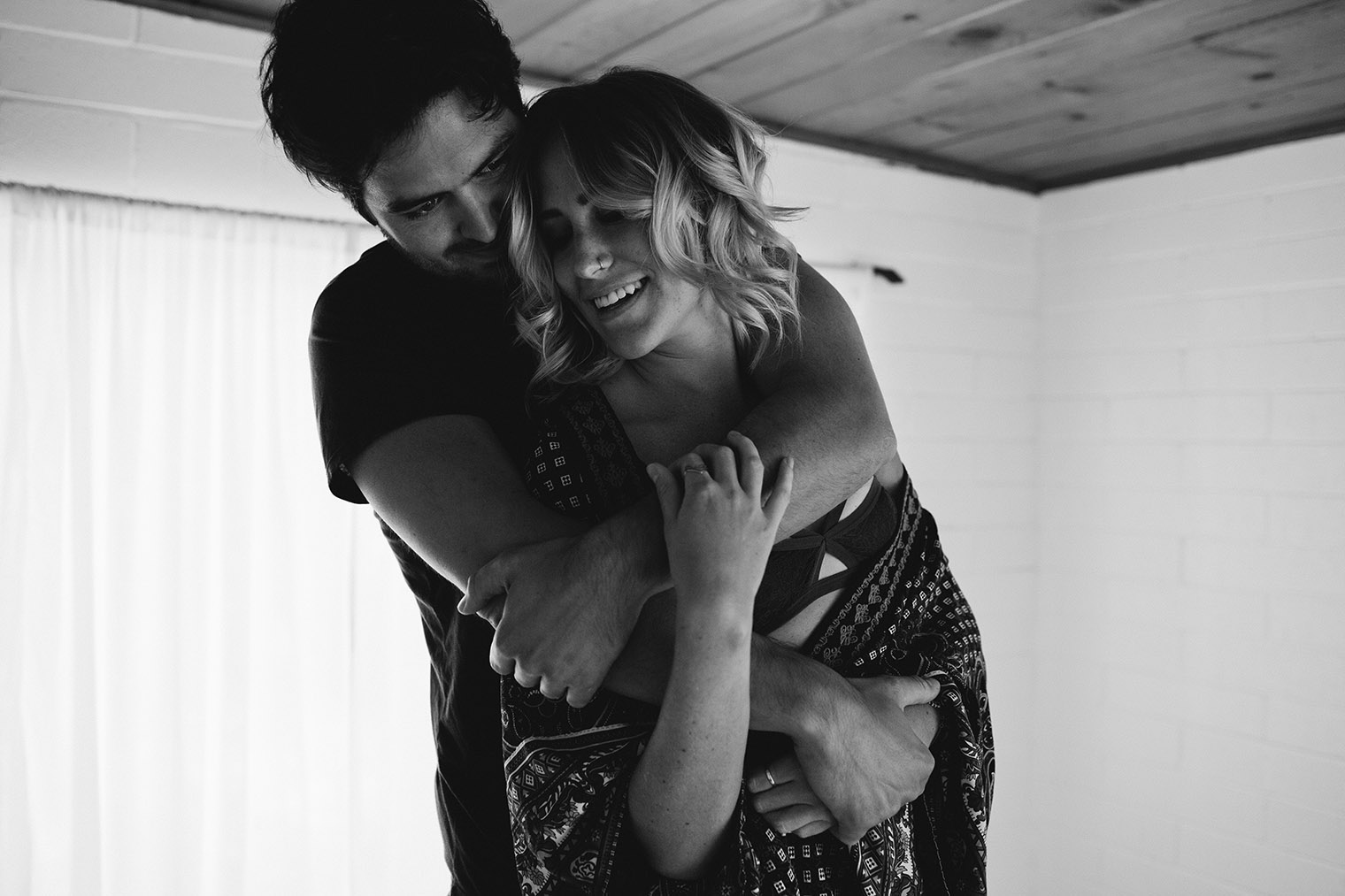 joshua tree engagement photos bw_80