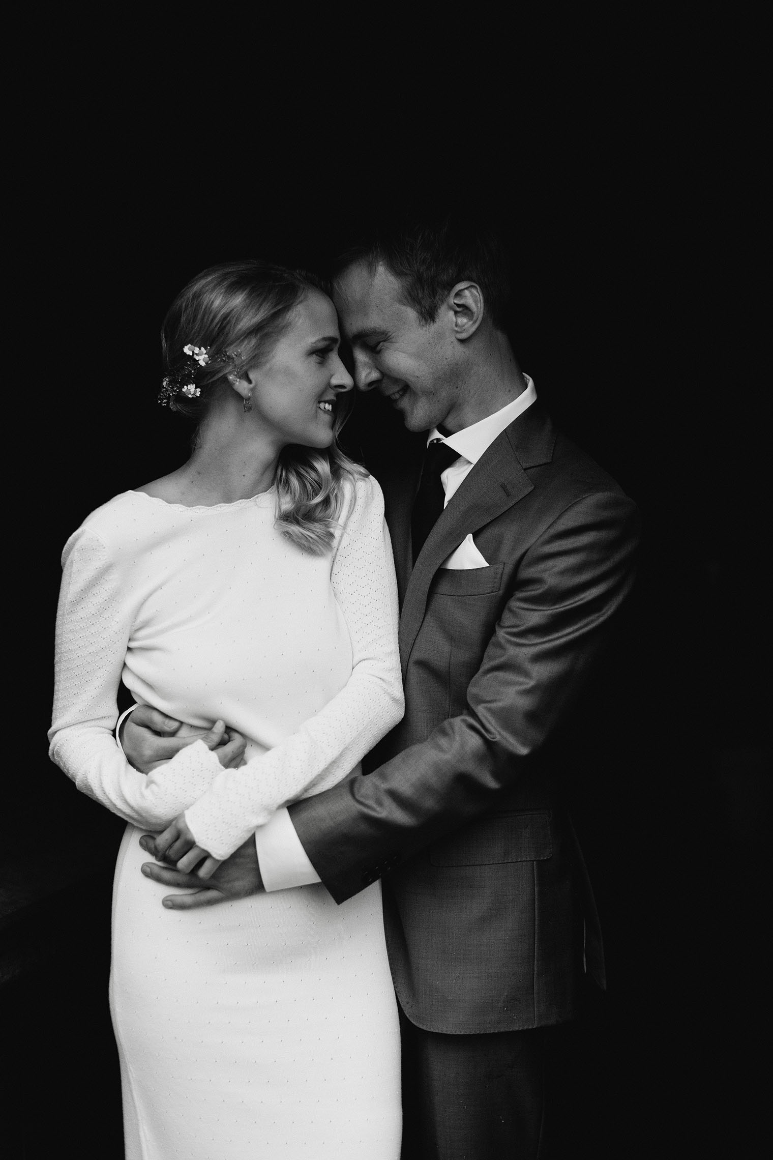 first look bw_121