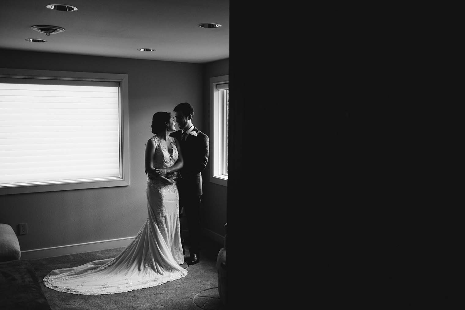 Bride and Groom Portraits by Wenatchee Wedding Photographer