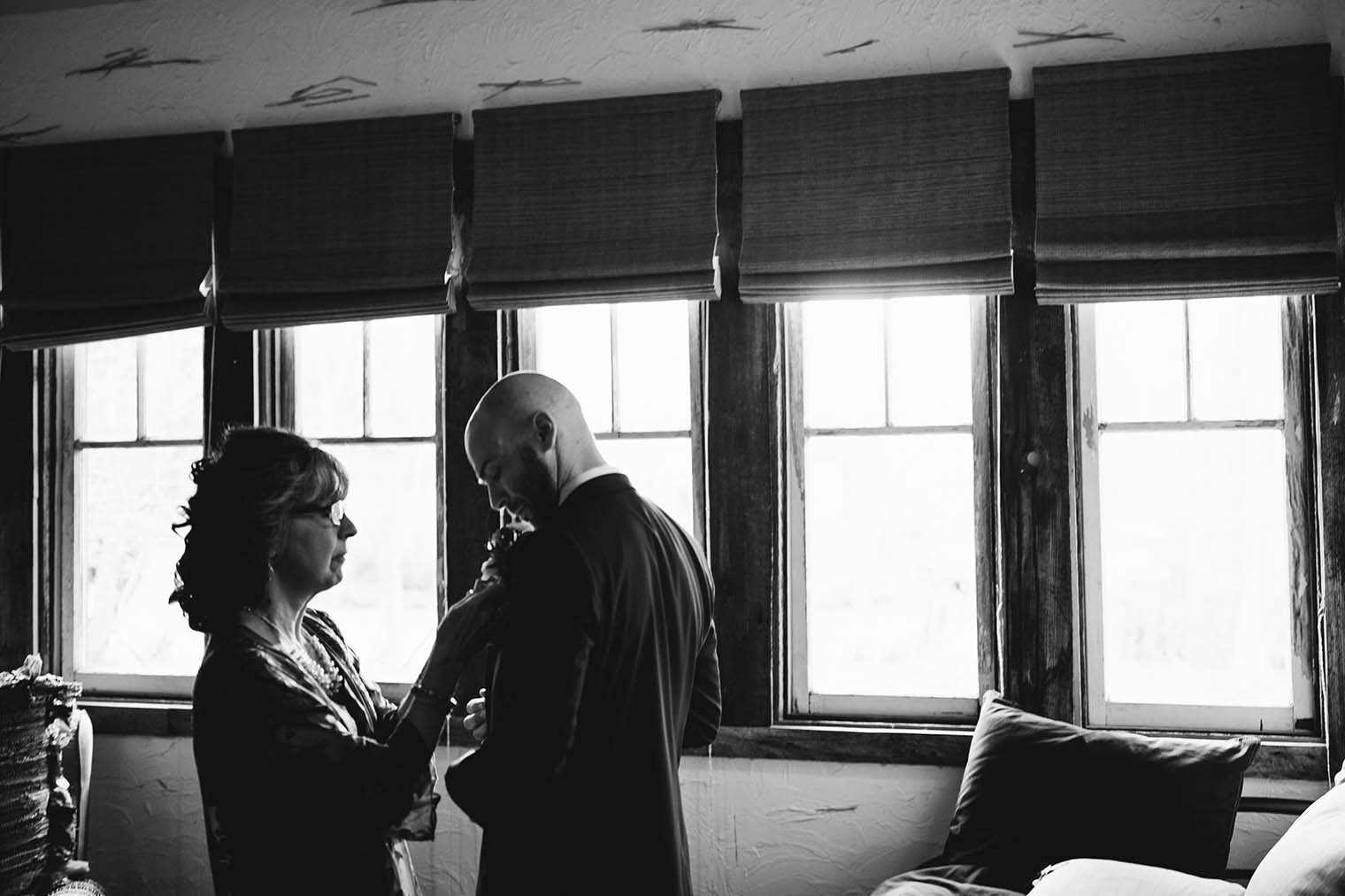 Groom Getting Ready Union Hill Inn in Sonora, CA
