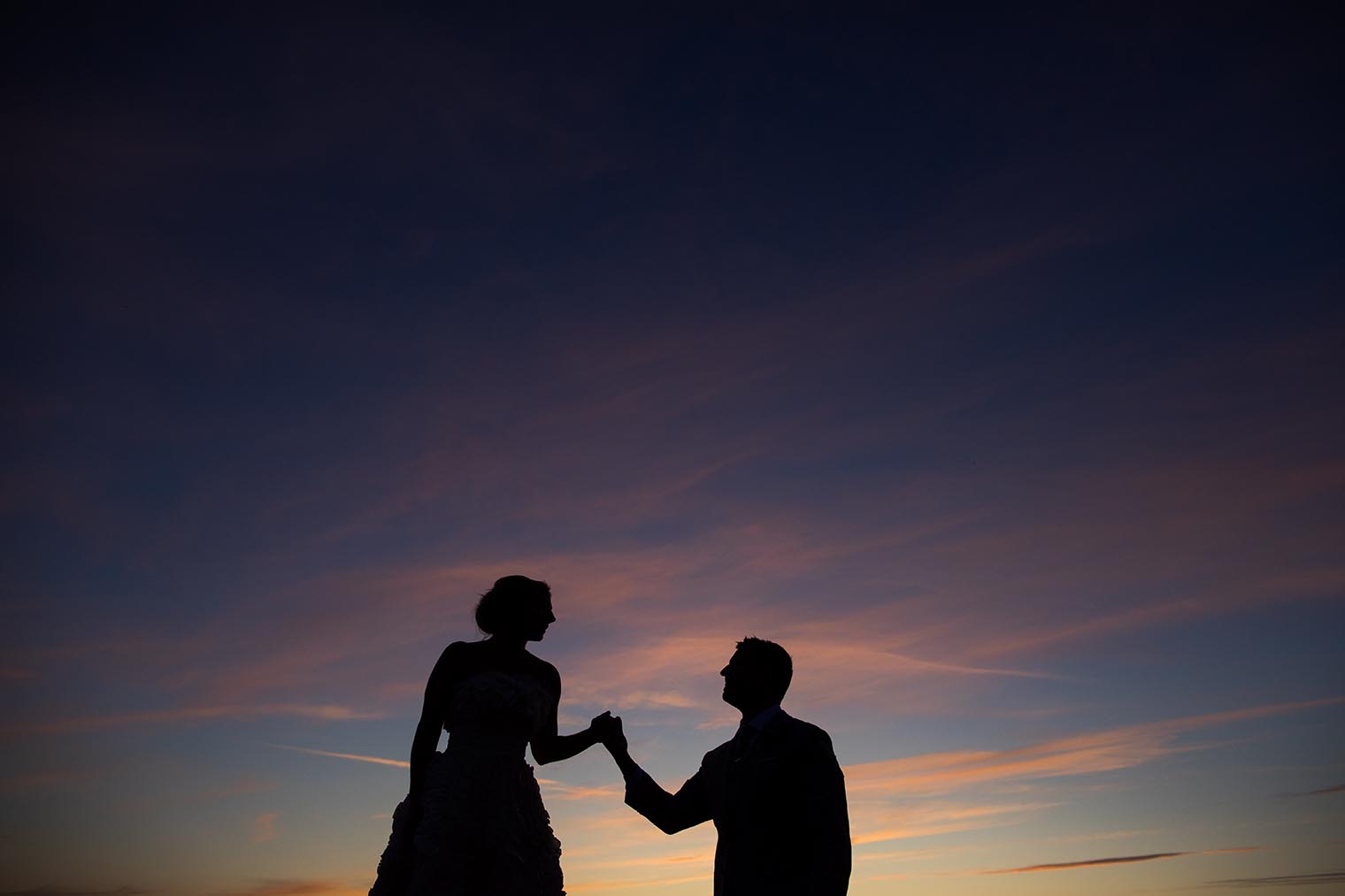 bride and groom at heritage house resort 