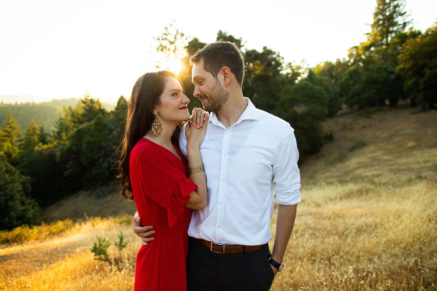 engagement photographer in Boonville