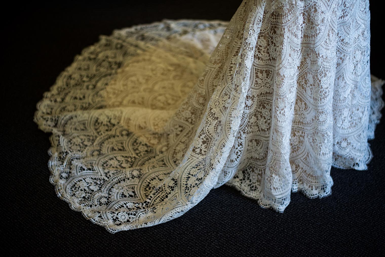 wedding dress details 